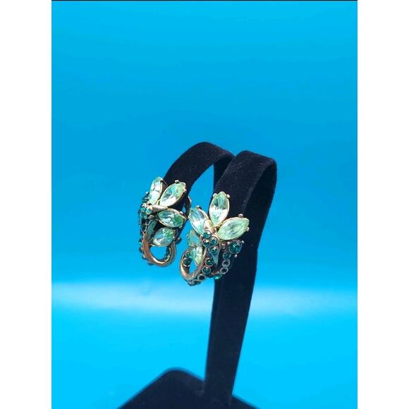 Vintage Holly Craft 1952 Green Rhinestone Clip On Earrings Floral 1 x 0.75 In - Picture 5 of 10